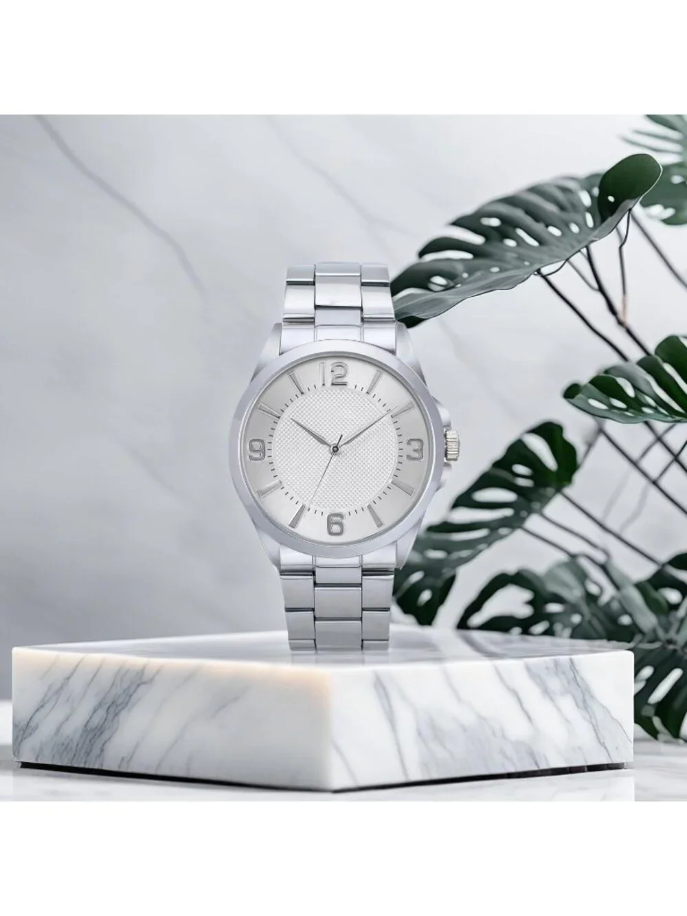 Men's Silver Analog Stainless Steel Case Arabic Numerals Classic Wrist Watch